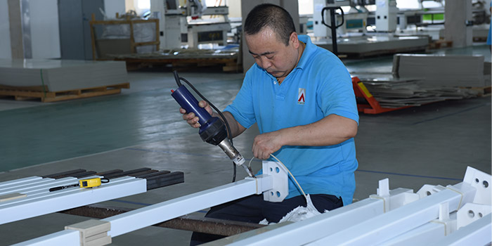 影響冷凝管束式除塵除霧器性能的因素有哪些？